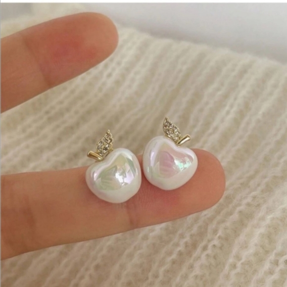 925 Sterling Silver Rhinestone AppleShaped Stud Earrings - Picture 2 of 4